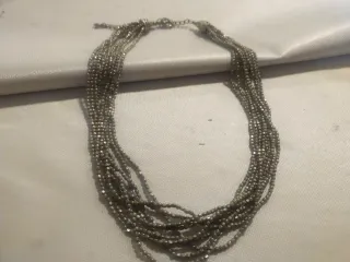 Gargantilla de plata multicapa