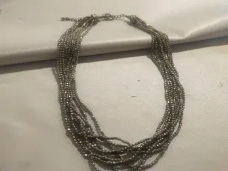 Gargantilla de plata multicapa