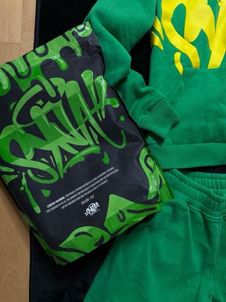 Conjunto Suna WrlD Sudadera y Shorts Talla XS