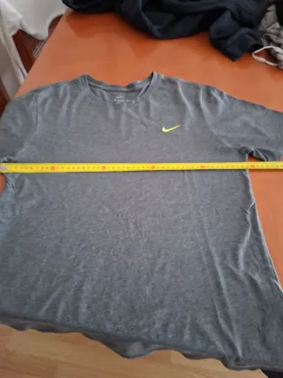 Camiseta Nike Talla M Chico