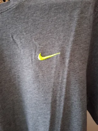 Camiseta Nike Talla M Chico
