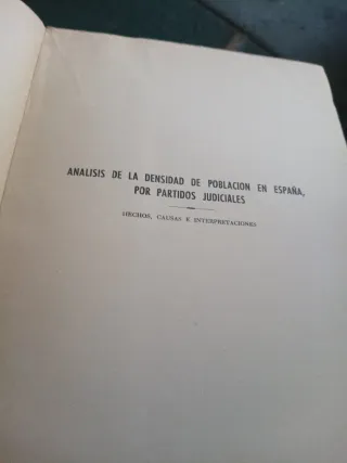 Libro antiguo, LA DENSIDAD DE POBLACIÓN Y EL...