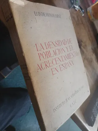 Libro antiguo, LA DENSIDAD DE POBLACIÓN Y EL...