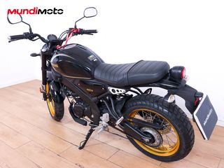 YAMAHA XSR 125 LEGACY