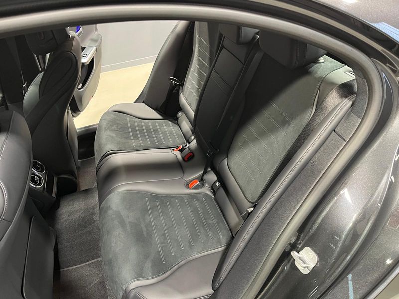 Mercedes-Benz Clase C 2024, foto 22