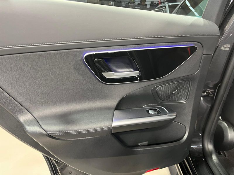 Mercedes-Benz Clase C 2024, foto 25