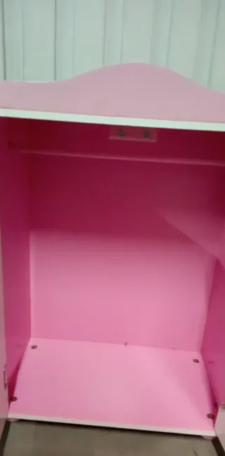 Armario y Muñeca Nancy