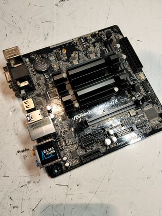 ASRock J4105-ITX Placa Base Mini-ITX Intel Celeron UHD 4K