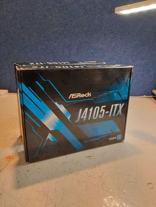 ASRock J4105-ITX Placa Base Mini-ITX Intel Celeron UHD 4K