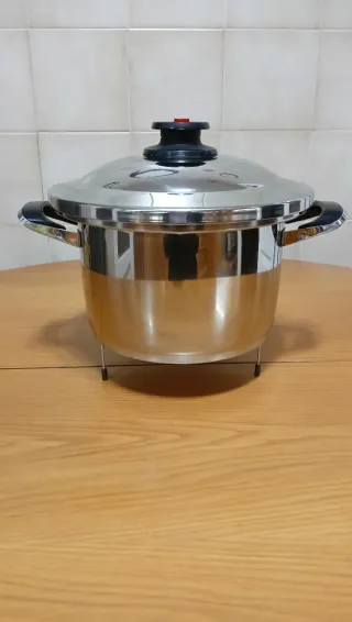 Olla Rápida AMC Secuquick  24x15 cm