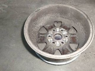 Mitsubishi 43589 mr992090 llanta montero 3.2 did