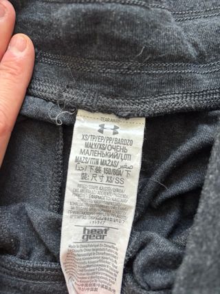 Pantalón chándal Under Armour negro