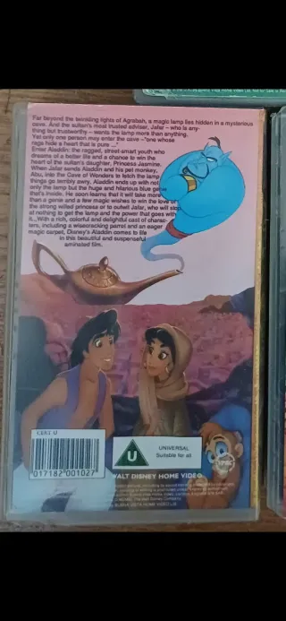 Película VHS Disney's Aladdin (Inglés)