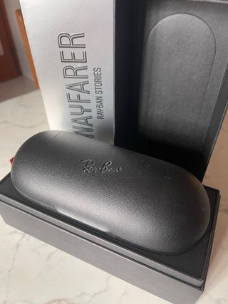 Ray-Ban Wayfarer Stories Occhiali