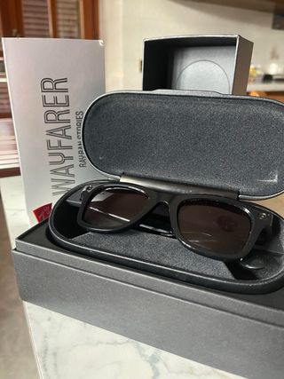 Ray-Ban Wayfarer Stories Occhiali