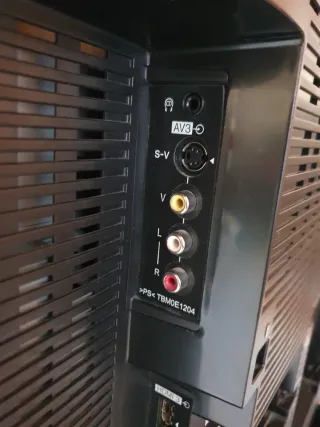 Televisión Panasonic 32 pulgadas + Fire TV Stick