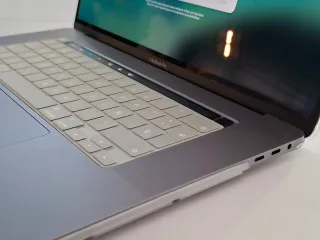 MacBook Pro 16 2019 i9 32GB RAM 1TB SSD