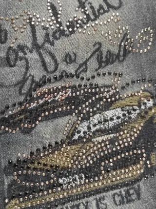 Jeans vintage vita bassa ricamati e brillantini