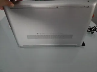 Laptop HP Core i3 8ª Gen 8GB 1TB