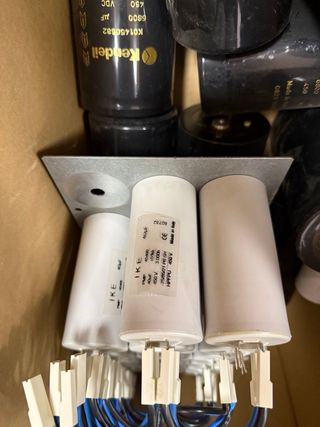 Condensadores Kendeil 6800µF 450V