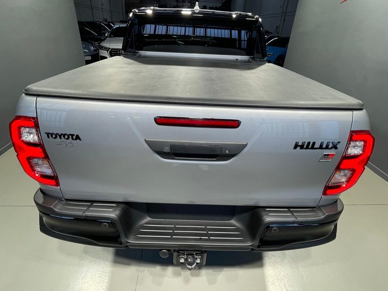 Toyota Hilux 2026, foto 11