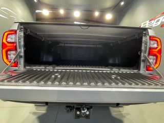 TOYOTA Hilux 2.8 D4D C.Dobl GR Sport