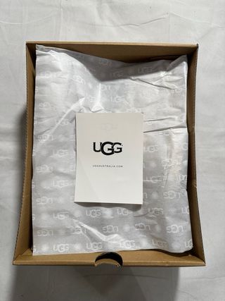 UGG Tasman Beige Talla 38