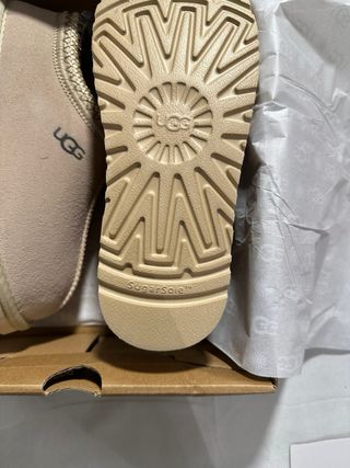UGG Tasman Beige Talla 38