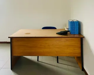 Vari mobili da ufficio ottimo stato