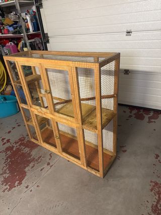 Jaula para mascotas de madera