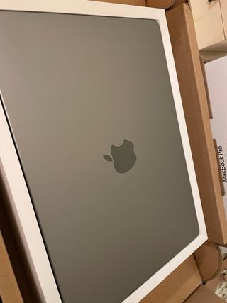 Apple MacBook Pro Chip M1 Pro 10cor - 16 RAM - 1TB