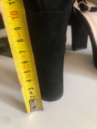 Sandalias tacón negras mujer