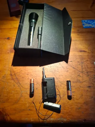 Micrófono Inalámbrico NORU 910