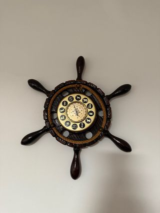 Reloj de timón náutico con zodiaco