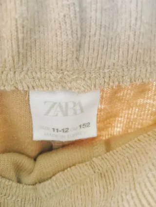 Pantalón marrón de punto