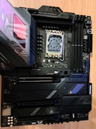 Placa Base Asus ROG STRIX Z790-E Gaming WiFi