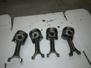 Pistones Renault Laguna 1.9 dCi 120