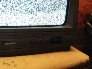 Televisión antigua Tecnimagen Negra