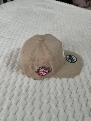 Gorra New Era NY Yankees 9FORTY Beige Ajustable