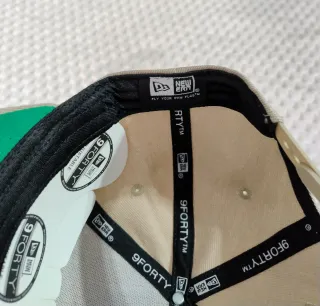 Gorra New Era NY Yankees 9FORTY Beige Ajustable