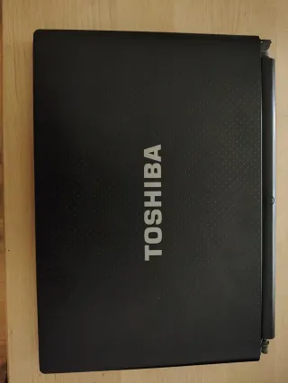 Netbook Toshiba NB500 Negro