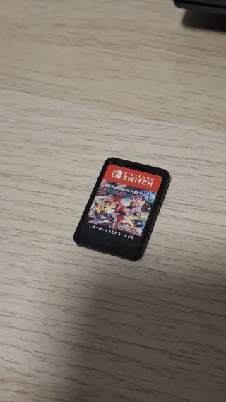 Mario Kart 8 Deluxe Nintendo Switch (sin caratula)