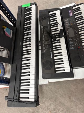 Teclados Piano Negro y Blanco