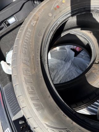 Oferta 4 Neumáticos MAXXISVICTRASPORT5 225/60R18