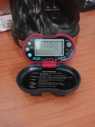 Podómetro Oregon Scientific Calorie Stepper