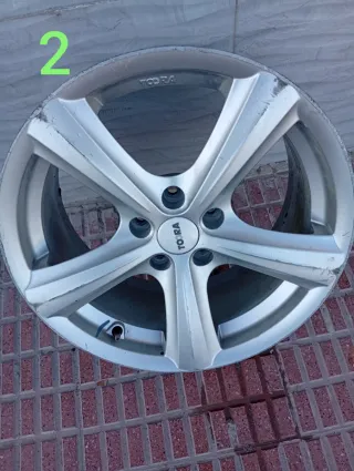 Llantas 17 Toora