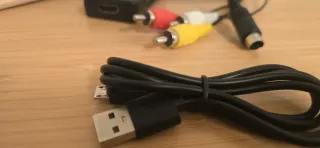 Adaptador AV a HDMI