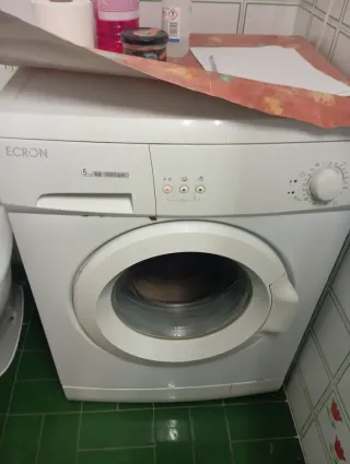 Lavadora Blanca Carga Frontal