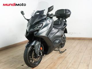 YAMAHA T-MAX 560