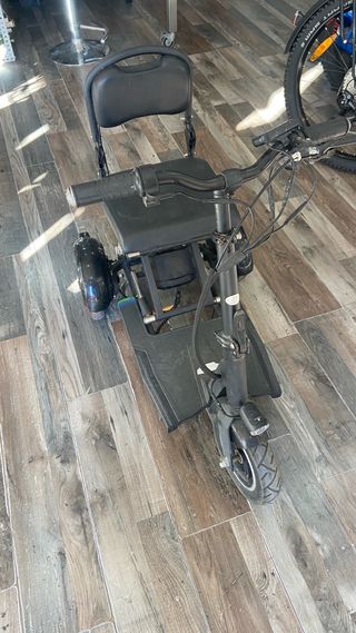 Carro eléctrico con asiento